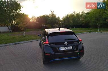 Хэтчбек Nissan Leaf 2020 в 