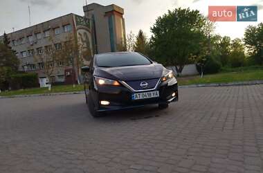 Хэтчбек Nissan Leaf 2020 в 
