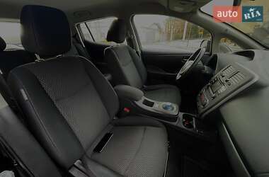 Хэтчбек Nissan Leaf 2014 в 