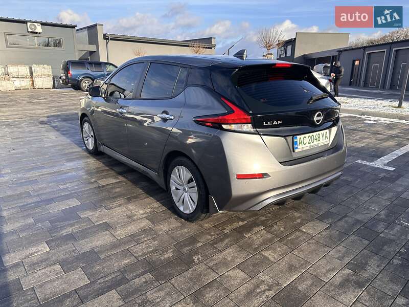 Хетчбек Nissan Leaf 2023 в Луцьку