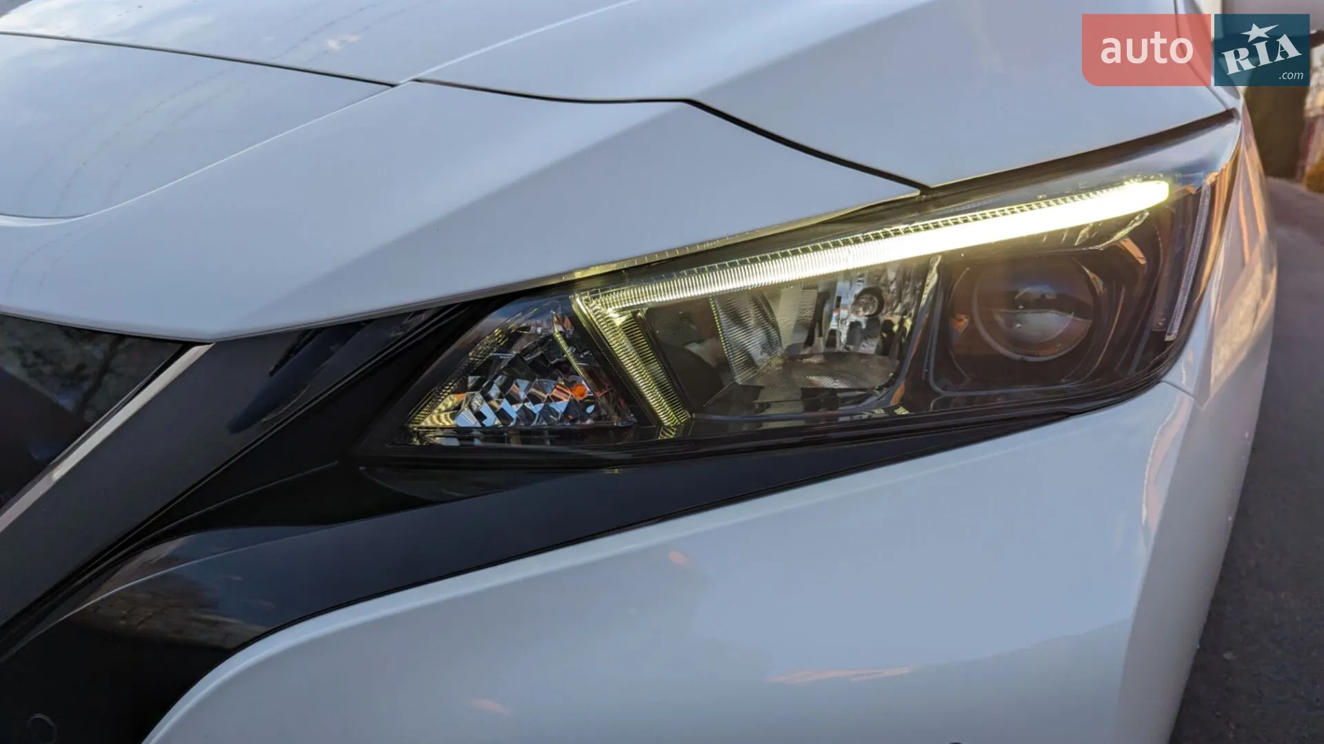2018 Nissan Leaf - мініатюра 3