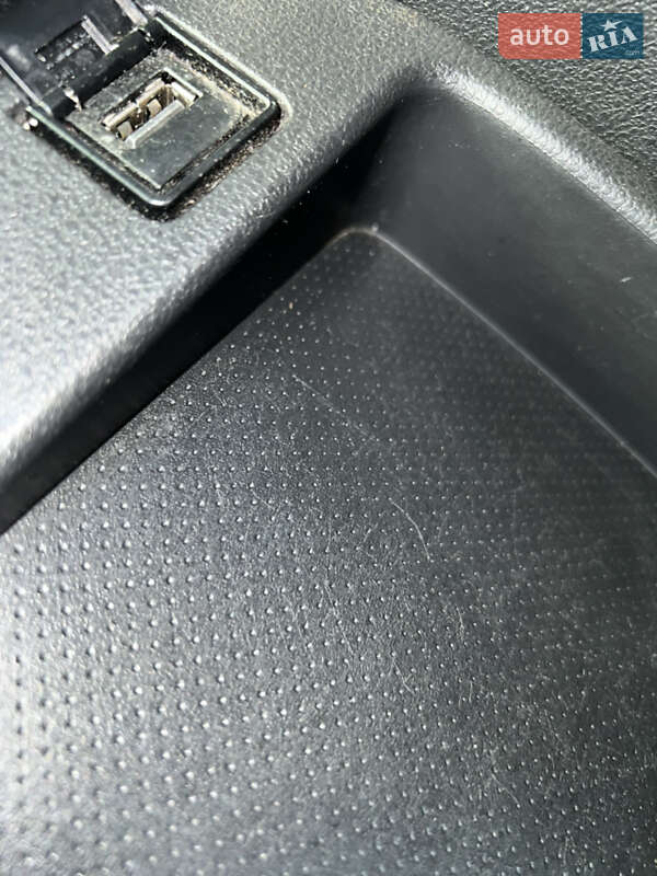 Хэтчбек Nissan Leaf 2013 в Житомире