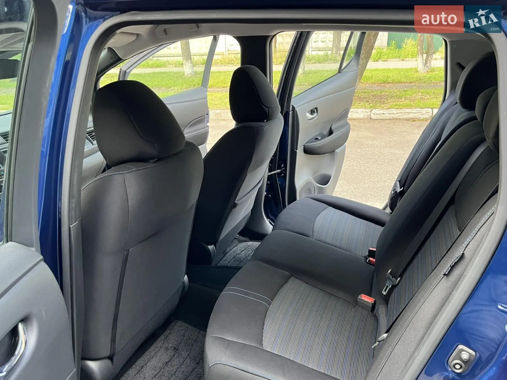 2022 Nissan Leaf - мініатюра 5
