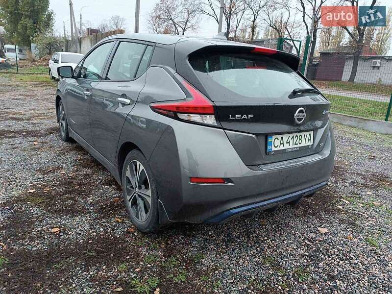 Хетчбек Nissan Leaf 2019 в Черкасах