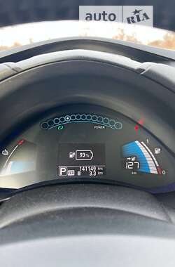 Хетчбек Nissan Leaf 2014 в Запоріжжі