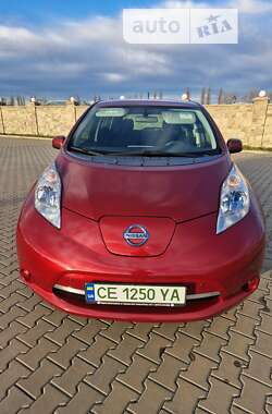 Хетчбек Nissan Leaf 2014 в Чернівцях