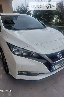 Хэтчбек Nissan Leaf 2021 в Измаиле