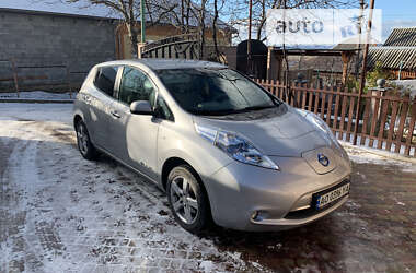 Хетчбек Nissan Leaf 2012 в Іршаві