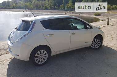 Хэтчбек Nissan Leaf 2013 в Киеве