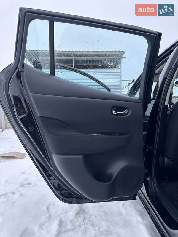 Хетчбек Nissan Leaf 2014 в Житомирі фото 19 Хетчбек Nissan Leaf 2014 в Житомирі