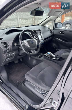 Хэтчбек Nissan Leaf 2014 в 