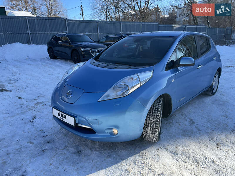 Хэтчбек Nissan Leaf 2013 в Тернополе