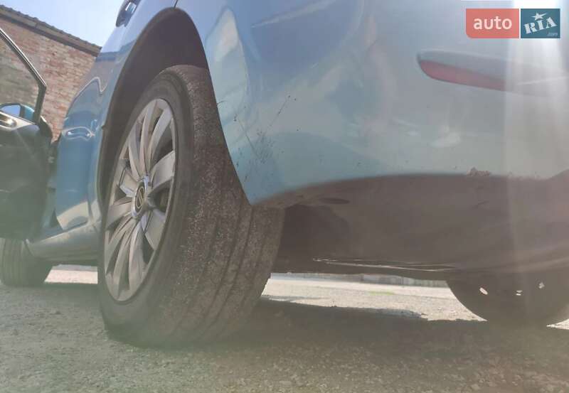 Хэтчбек Nissan Leaf 2014 в Харькове фото 26 Хэтчбек Nissan Leaf 2014 в Харькове