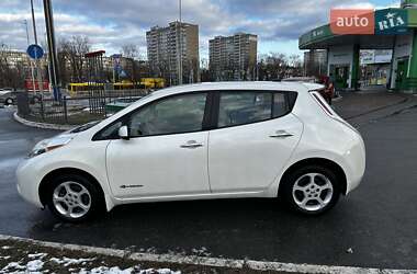 Хэтчбек Nissan Leaf 2014 в Киеве