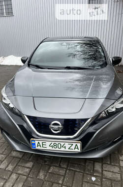 Хэтчбек Nissan Leaf 2020 в Днепре