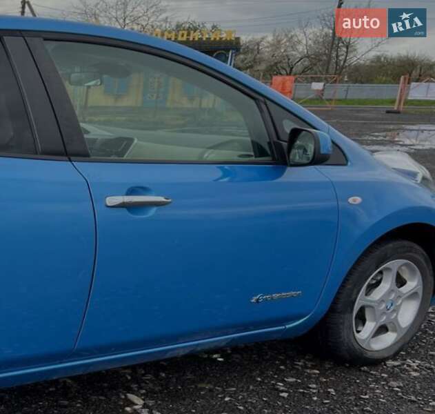 Nissan Leaf 2011