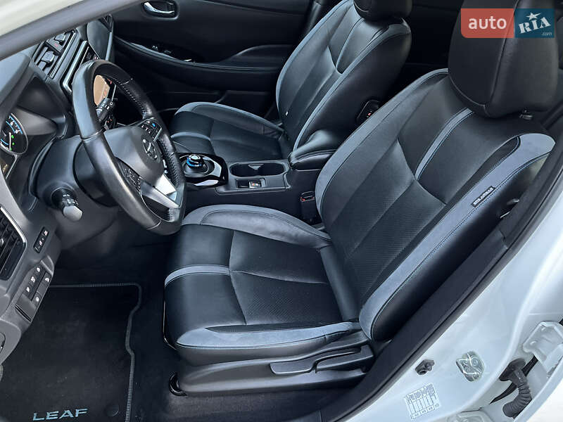 Хэтчбек Nissan Leaf 2018 в Ровно