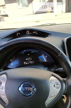 Хетчбек Nissan Leaf 2013 в Кривому Розі