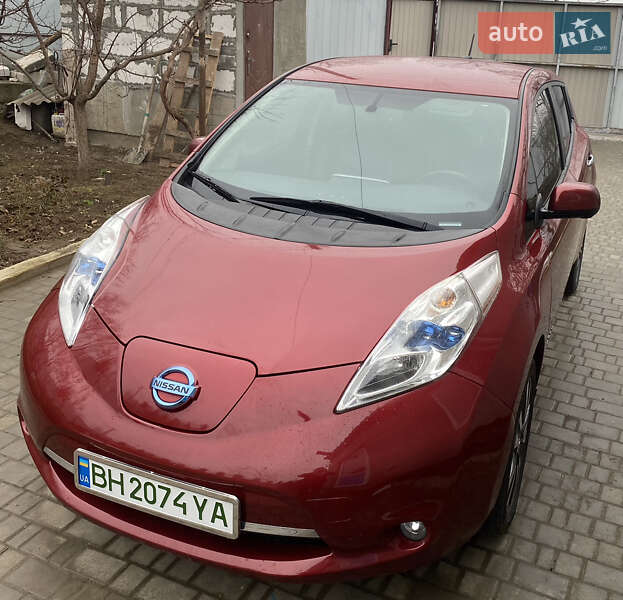 Nissan Leaf 2014