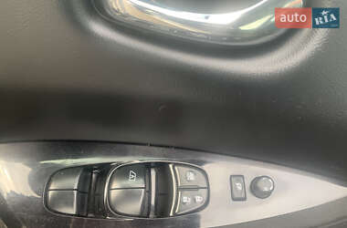 Хэтчбек Nissan Leaf 2014 в Здолбунове