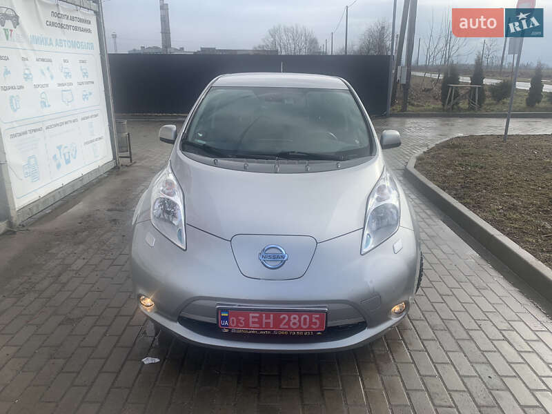 Хетчбек Nissan Leaf 2014 в Здолбуніві