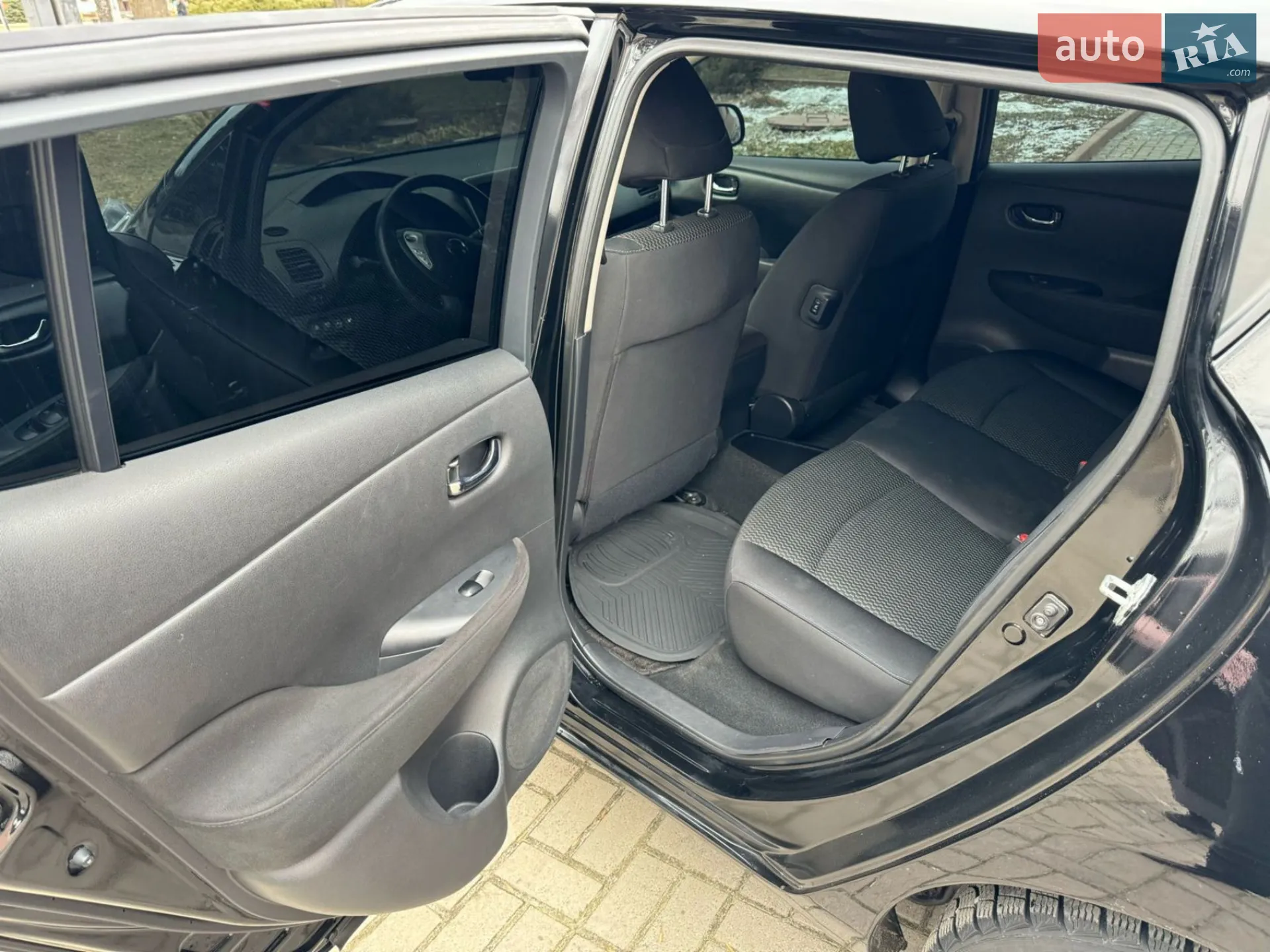 2014 Nissan Leaf - мініатюра 16