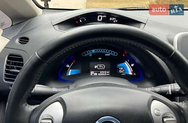 Хэтчбек Nissan Leaf 2014 в Полтаве