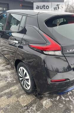 Хэтчбек Nissan Leaf 2022 в Мерефа
