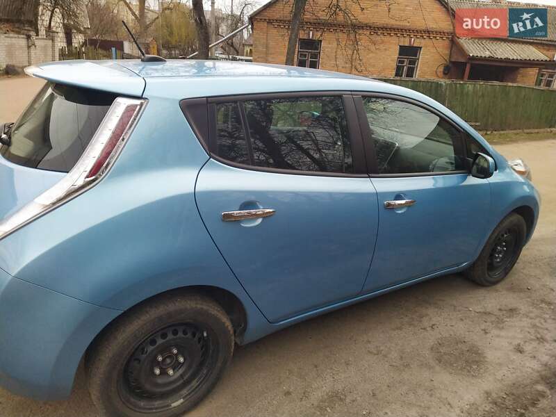 Хэтчбек Nissan Leaf 2014 в Житомире фото 28 Хэтчбек Nissan Leaf 2014 в Житомире