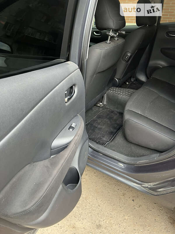 Хетчбек Nissan Leaf 2013 в Одесі фото 19 Хетчбек Nissan Leaf 2013 в Одесі