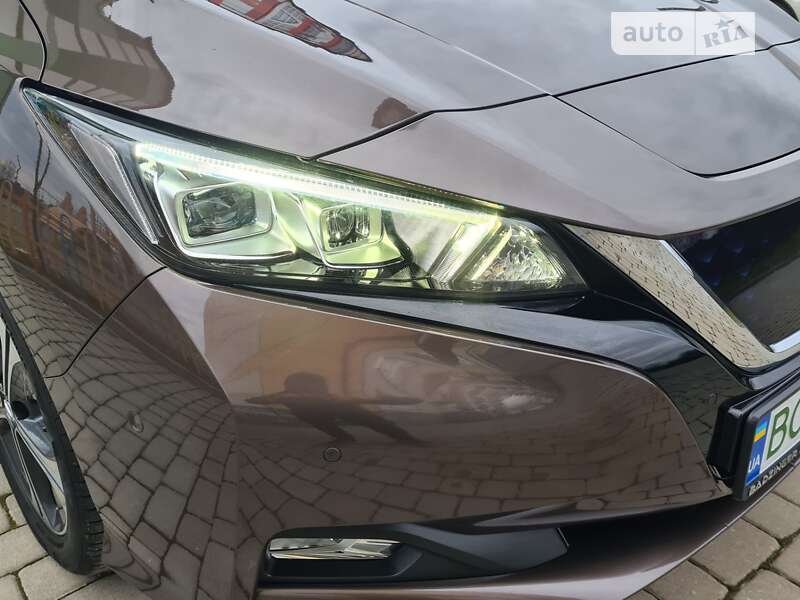 Хэтчбек Nissan Leaf 2018 в Ивано-Франковске