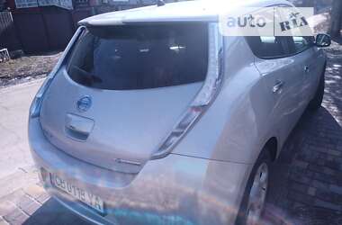 Хэтчбек Nissan Leaf 2012 в Чернигове