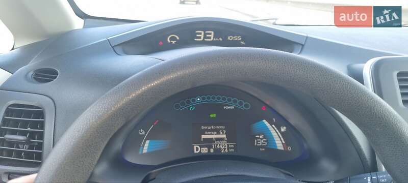 Хэтчбек Nissan Leaf 2016 в Киеве