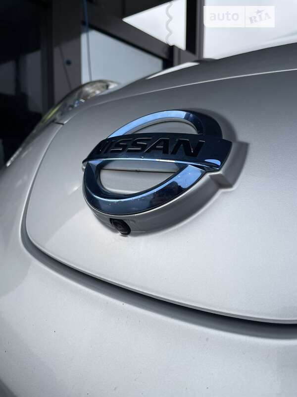 Хетчбек Nissan Leaf 2013 в Вінниці