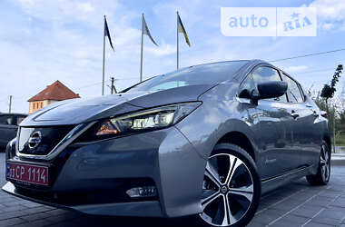 Хэтчбек Nissan Leaf 2018 в Самборе