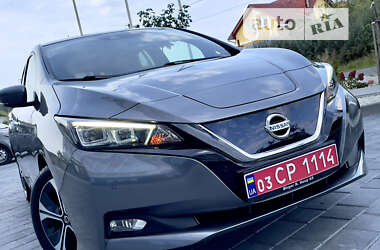 Хэтчбек Nissan Leaf 2018 в Самборе