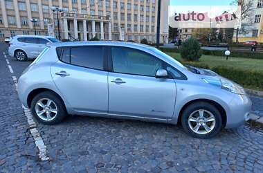 Хетчбек Nissan Leaf 2012 в Ужгороді