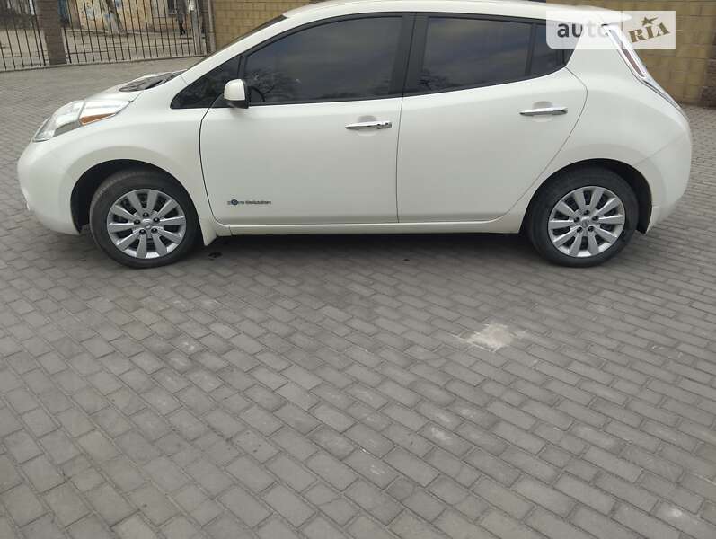 Хетчбек Nissan Leaf 2016 в Кам'янському фото 5 Хетчбек Nissan Leaf 2016 в Кам'янському