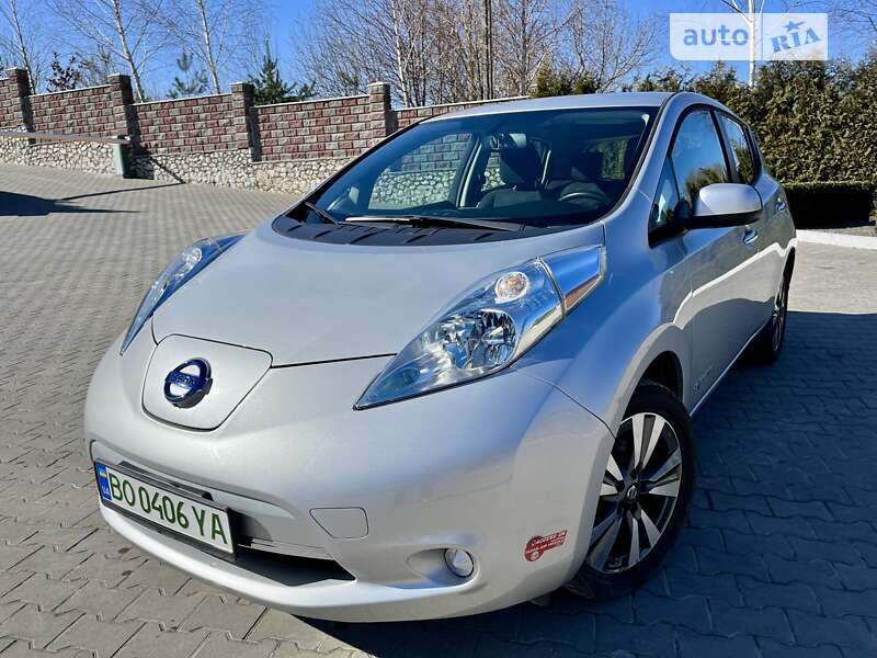 Хетчбек Nissan Leaf 2016 в Львові