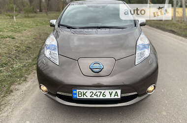 Хетчбек Nissan Leaf 2016 в Рівному