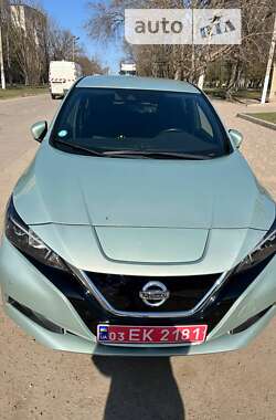 Хетчбек Nissan Leaf 2018 в Одесі