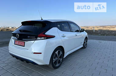 Хэтчбек Nissan Leaf 2018 в Ровно