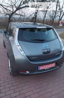 Хетчбек Nissan Leaf 2014 в Рівному