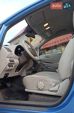 Хэтчбек Nissan Leaf 2012 в Львове