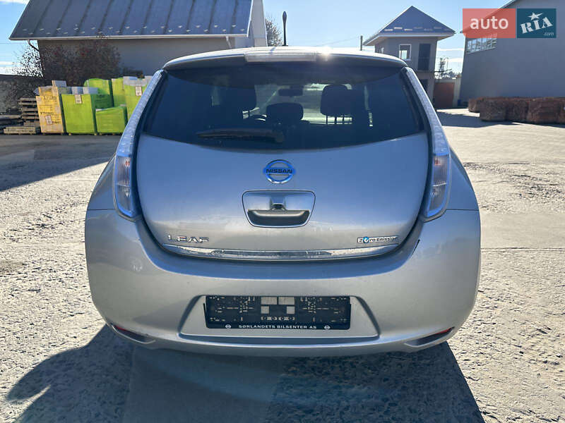 Хэтчбек Nissan Leaf 2013 в Кропивницком фото 7 Хэтчбек Nissan Leaf 2013 в Кропивницком