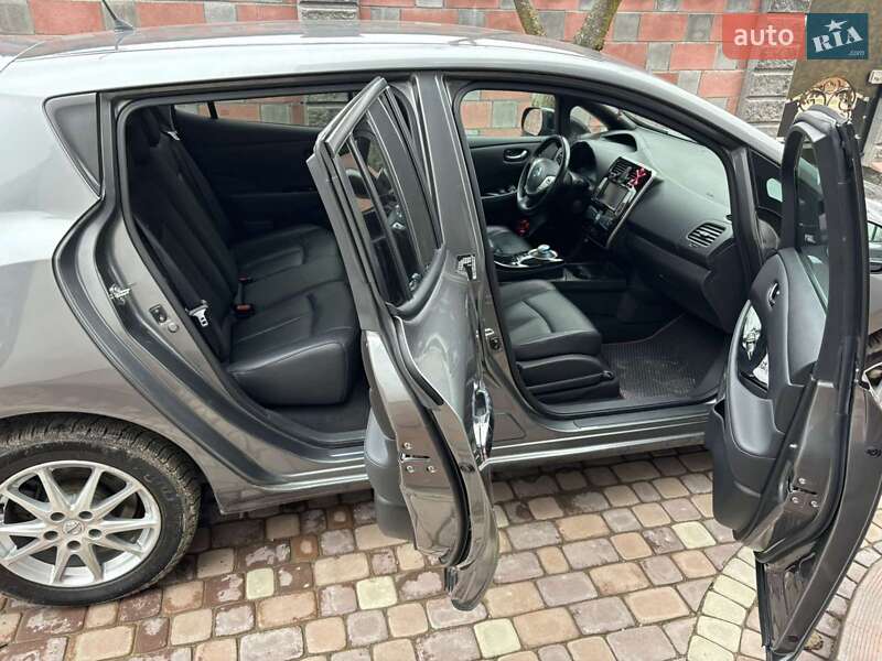 Хэтчбек Nissan Leaf 2017 в Луцке фото 10 Хэтчбек Nissan Leaf 2017 в Луцке