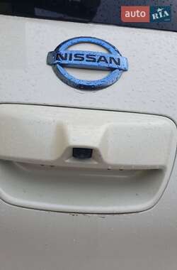 Хэтчбек Nissan Leaf 2017 в 