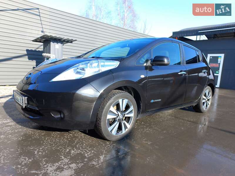 Хетчбек Nissan Leaf 2017 в Житомирі
