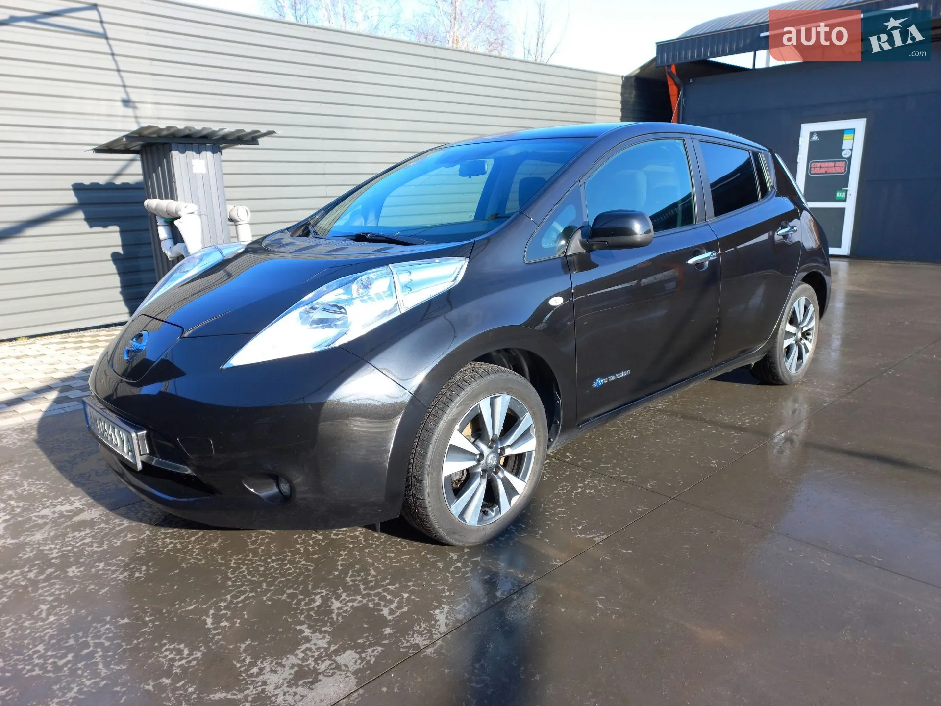 2017 Nissan Leaf - мініатюра 11