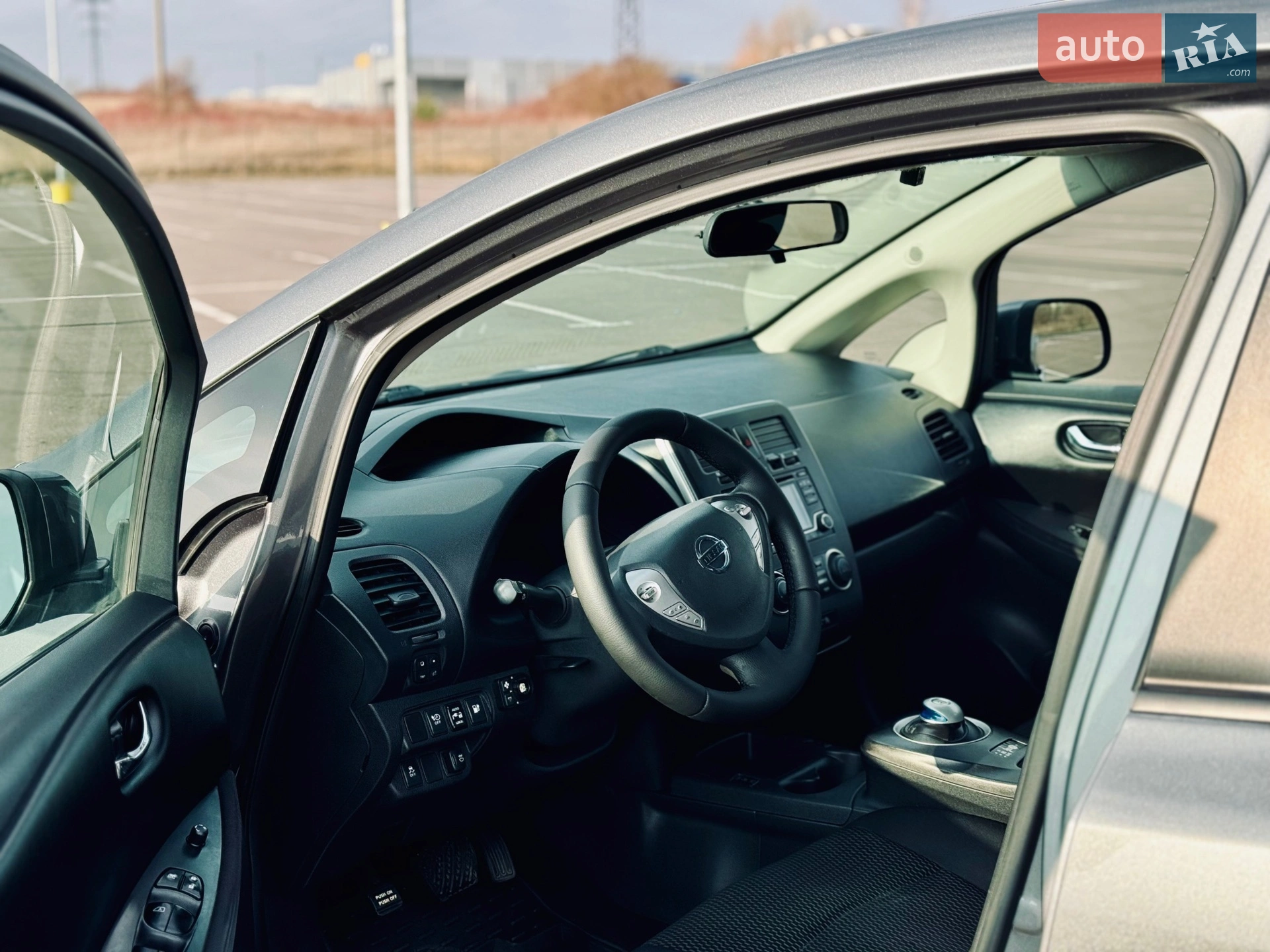 2017 Nissan Leaf - мініатюра 4